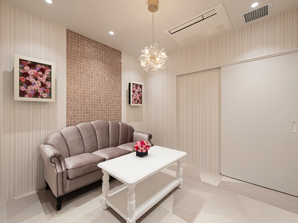 新宿『BELINDA CLINIC』4